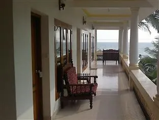 Beach Florra Inn Ковалам Индия