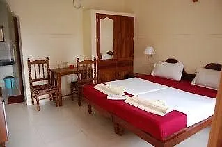 Beach Florra Inn Ковалам Отель